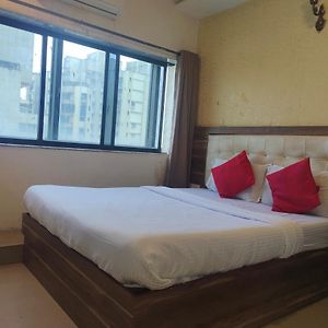 Hotel Sarah Inn